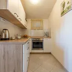 Kozino 5749b Apartament *